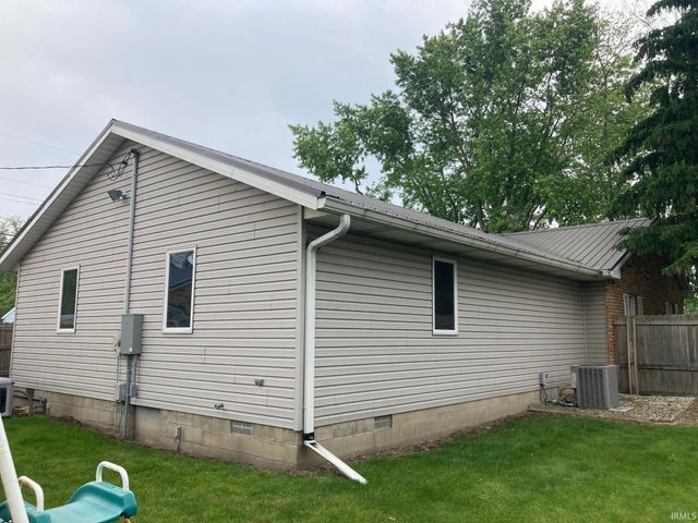 305 N Lincoln Avenue, Fowler, IN 47944