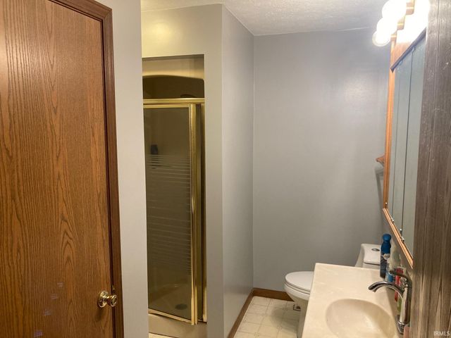 305 N Lincoln Avenue, Fowler, IN 47944