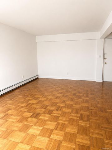 13405 Dahlia Avenue 11-1B, Flushing, NY 11355