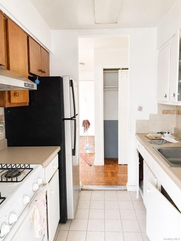 13405 Dahlia Avenue 11-1B, Flushing, NY 11355