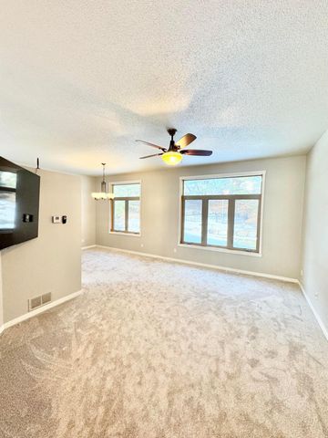 8561 Flamingo Drive, Chanhassen, MN 55317