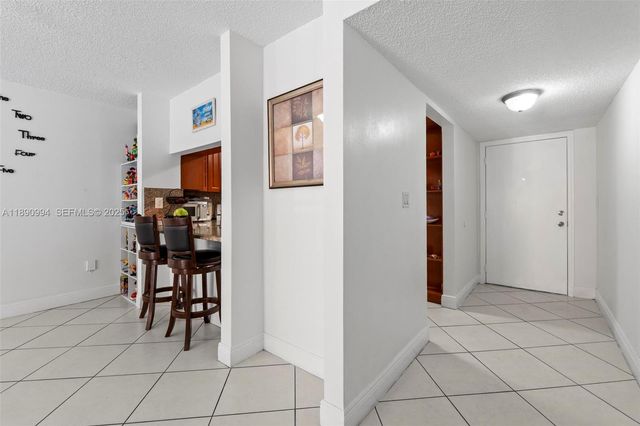 1800 W 54th Street 109, Hialeah, FL 33012