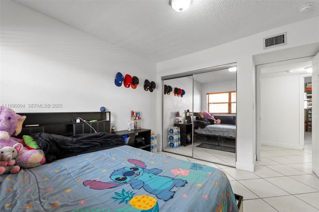 1800 W 54th Street 109, Hialeah, FL 33012