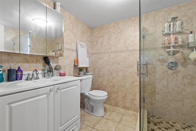1800 W 54th Street 109, Hialeah, FL 33012
