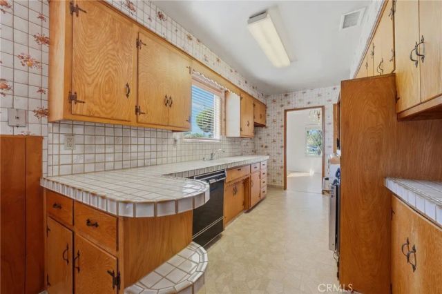 5102 Obispo Avenue, Lakewood, CA 90712