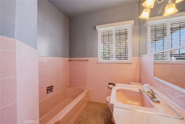5102 Obispo Avenue, Lakewood, CA 90712