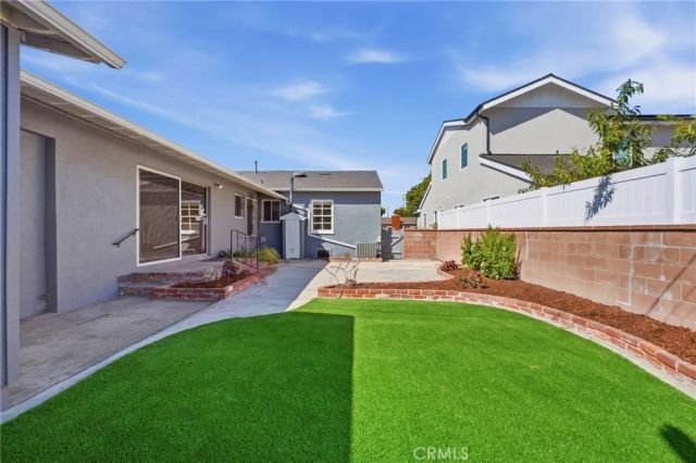 5102 Obispo Avenue, Lakewood, CA 90712