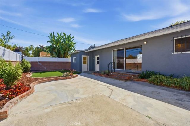 5102 Obispo Avenue, Lakewood, CA 90712
