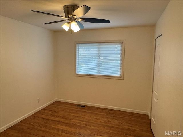 777 Lamplight Lane, Hazelwood, MO 63042
