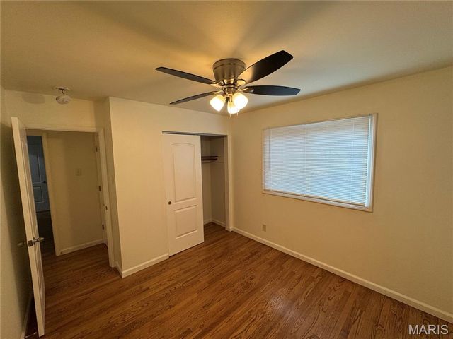 777 Lamplight Lane, Hazelwood, MO 63042