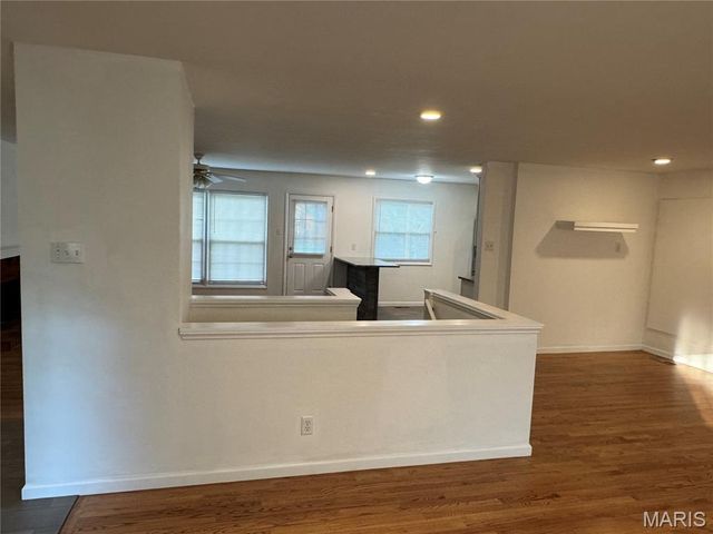 777 Lamplight Lane, Hazelwood, MO 63042