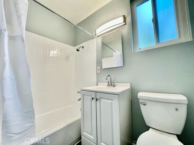 12425 Harris B, Lynwood, CA 90262