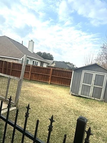 2311 Richmond Circle, Mansfield, TX 76063