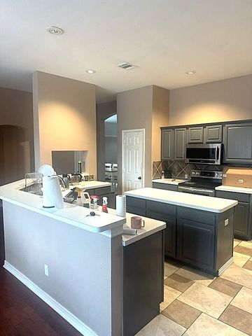 2311 Richmond Circle, Mansfield, TX 76063