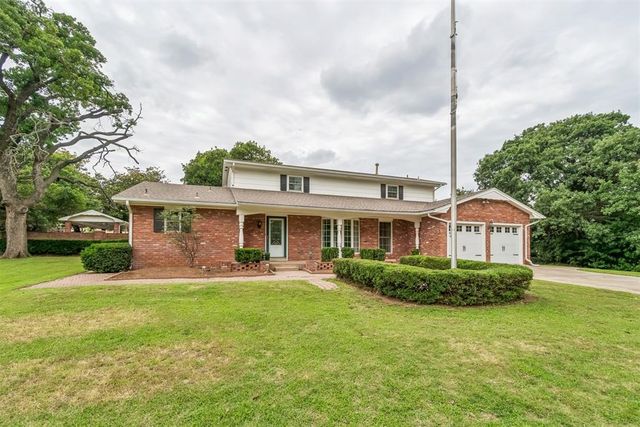2909 Short Drive, Edmond, OK 73034