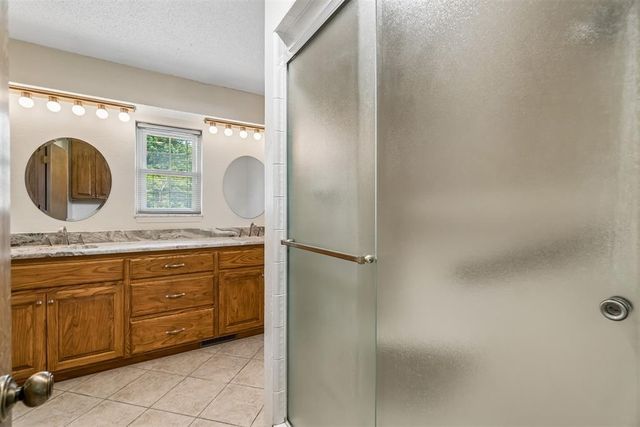 2909 Short Drive, Edmond, OK 73034
