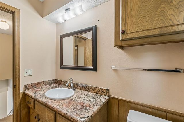 2909 Short Drive, Edmond, OK 73034