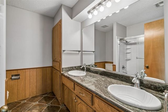 2909 Short Drive, Edmond, OK 73034