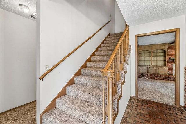 2909 Short Drive, Edmond, OK 73034