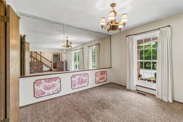 2909 Short Drive, Edmond, OK 73034