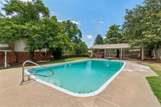 2909 Short Drive, Edmond, OK 73034