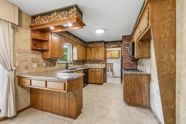 2909 Short Drive, Edmond, OK 73034