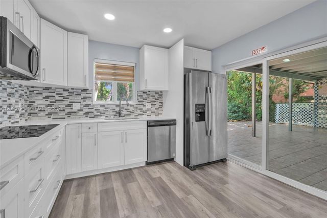609 N 46th Avenue, Hollywood, FL 33021