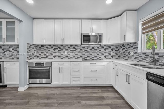 609 N 46th Avenue, Hollywood, FL 33021