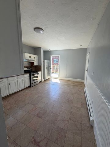 40 Rogers Ave 2, Lynn, MA 01902