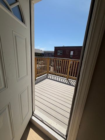 40 Rogers Ave 2, Lynn, MA 01902