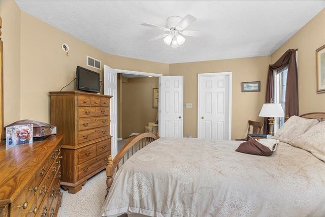 3141 Roundway Down Lane, Lexington, KY 40509