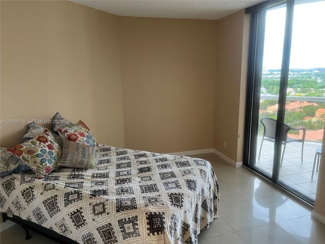 3610 Yacht Club Dr 1511 Penthouse, Aventura, FL 33180