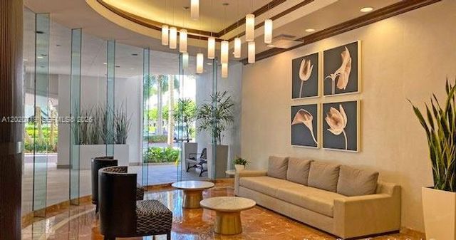3610 Yacht Club Dr 1511 Penthouse, Aventura, FL 33180