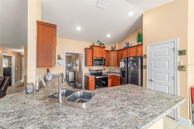 4000 SE 98TH PLACE, Belleview, FL 34420