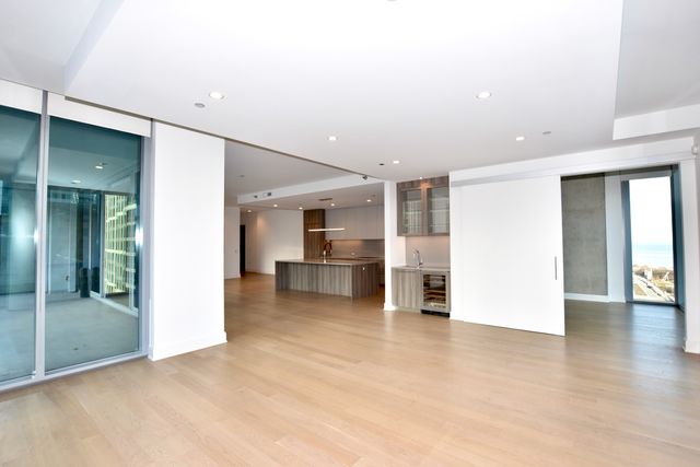 60 E Randolph Street PH23B, Chicago, IL 60601