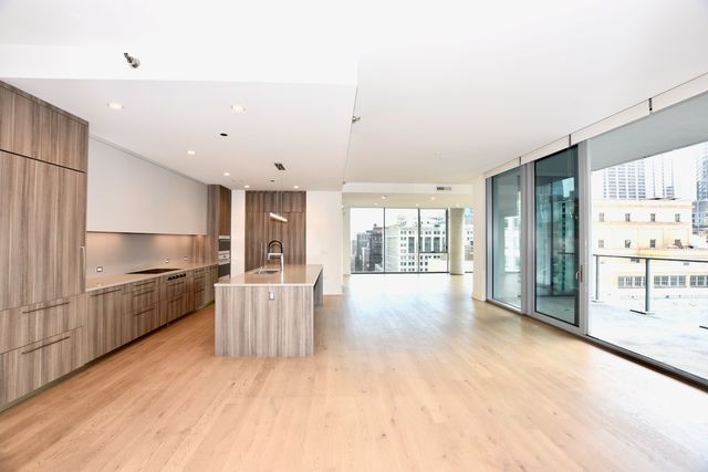 60 E Randolph Street PH23B, Chicago, IL 60601