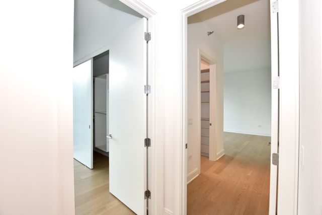 60 E Randolph Street PH23B, Chicago, IL 60601