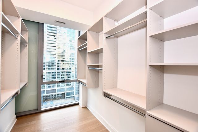 60 E Randolph Street PH23B, Chicago, IL 60601