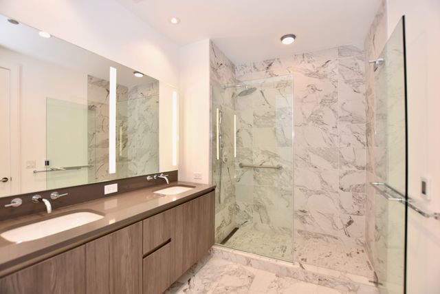 60 E Randolph Street PH23B, Chicago, IL 60601