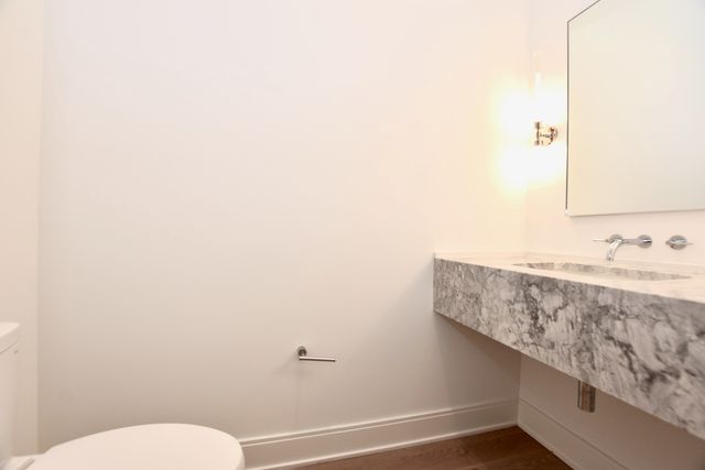 60 E Randolph Street PH23B, Chicago, IL 60601