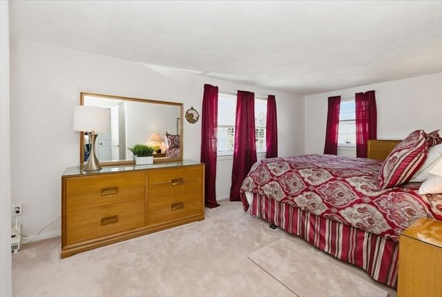 9 Winter St, Burlington, MA 01803