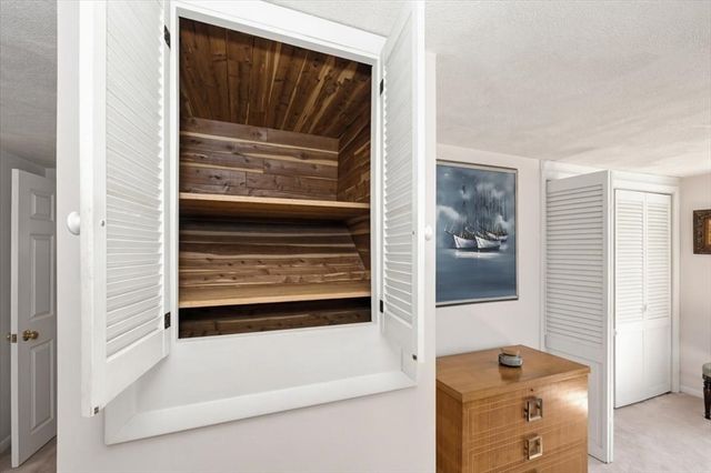 9 Winter St, Burlington, MA 01803