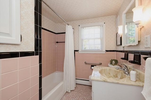 9 Winter St, Burlington, MA 01803