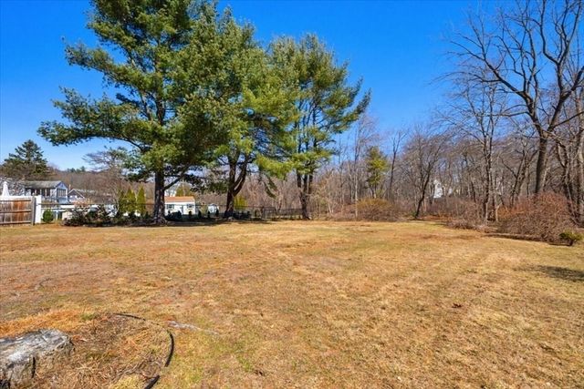 9 Winter St, Burlington, MA 01803