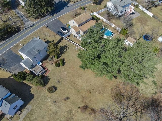 9 Winter St, Burlington, MA 01803