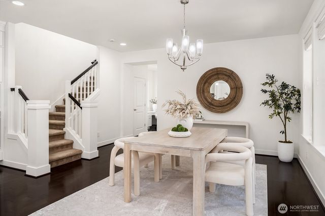 1270 Pine Crest Circle NE, Issaquah, WA 98029