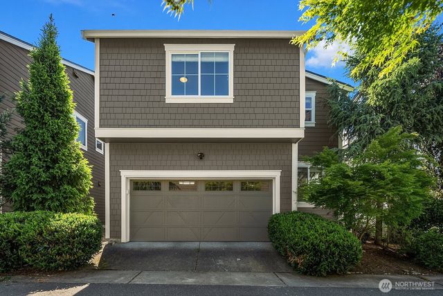 1270 Pine Crest Circle NE, Issaquah, WA 98029