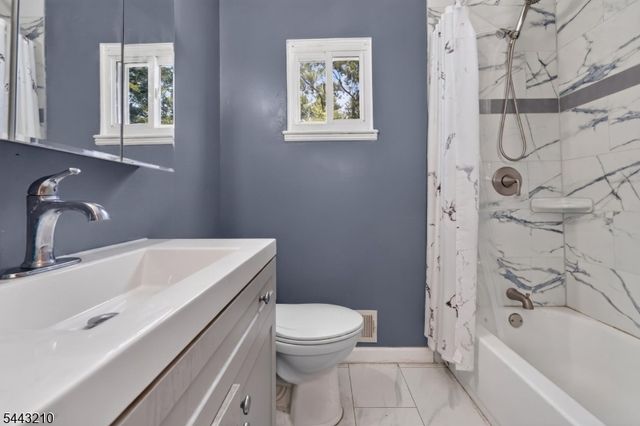 324 Ralph St, Franklin Twp., NJ 08873