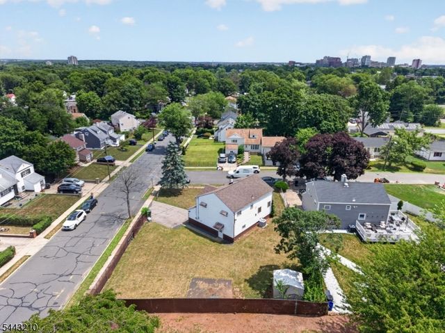 324 Ralph St, Franklin Twp., NJ 08873