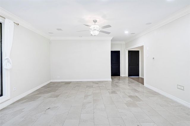 509 Joan Of Arc Drive, Hempstead, TX 77445